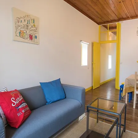 Typical Madragoa Flat * 리스본